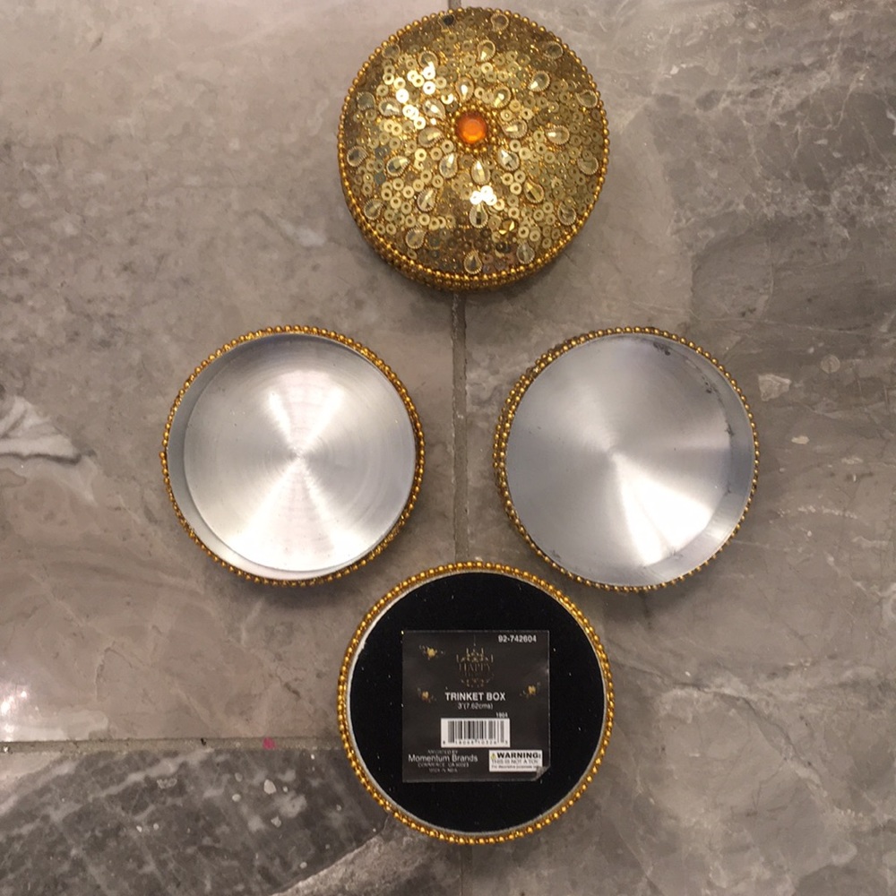 NWT Gold Trinket Box